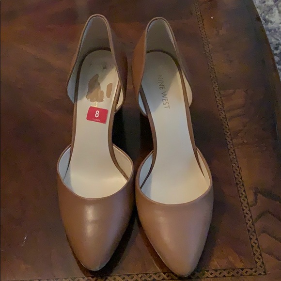 Nine West pumps - Picture 2 of 4